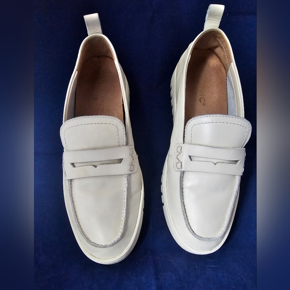 Vionic Uptown Leather Packable Travel Penny Style Women's Cream Loafers Sz 8WIDE
